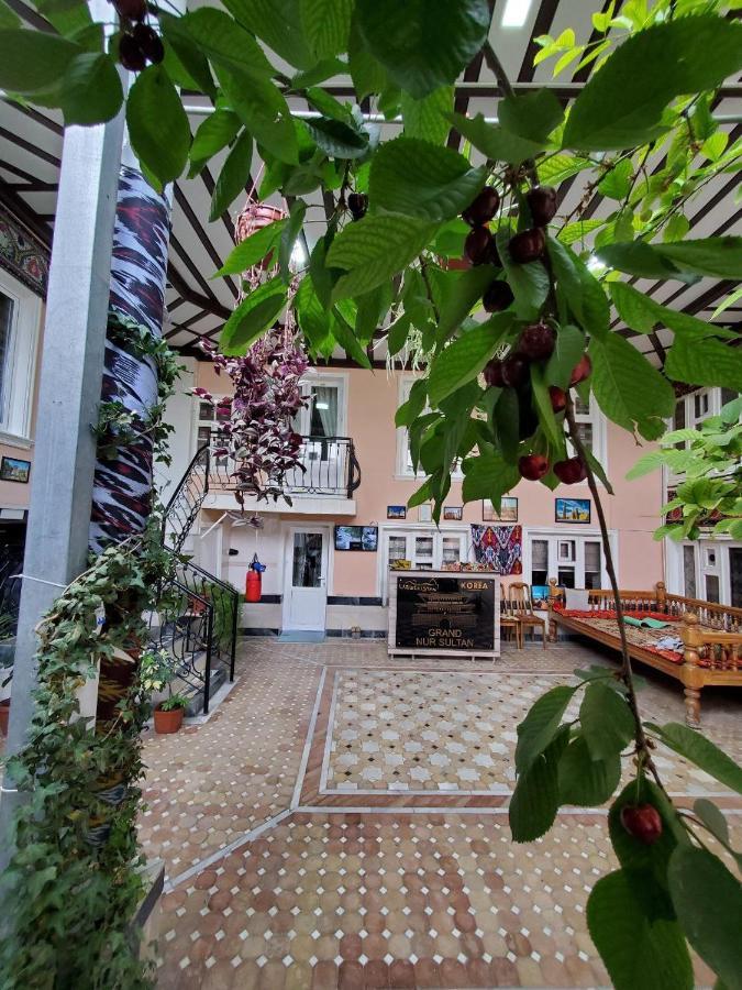 Nursultan Grand Guest House Самарканд Экстерьер фото